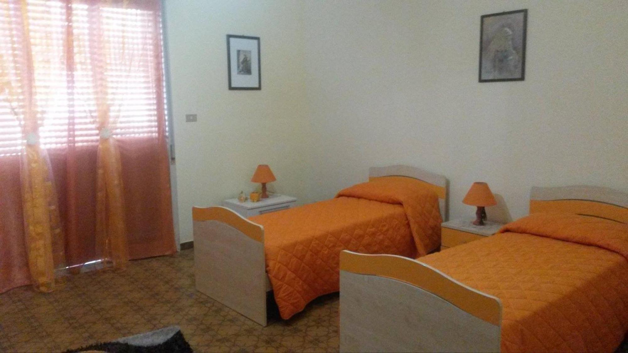 B&B Irma Olivarella-Corriolo Chambre photo
